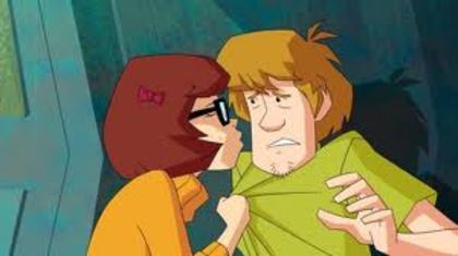  - Velma si Shaggy-un cuplu