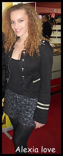 388944_266050916780649_217875138264894_853665_298076317_n