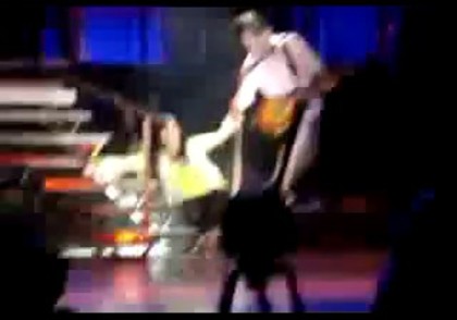 bscap0059 - Demilush - Falls On Stage And Laughs