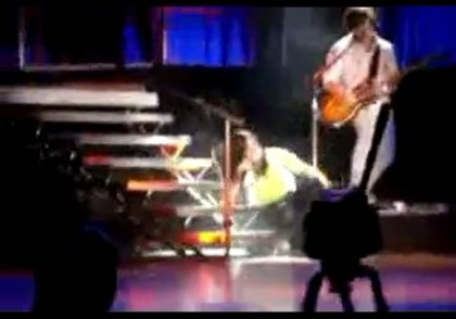 bscap0074 - Demilush - Falls On Stage And Laughs