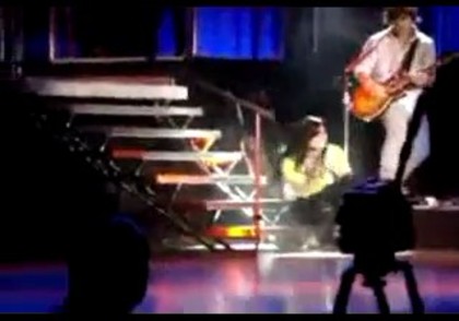 bscap0078 - Demilush - Falls On Stage And Laughs