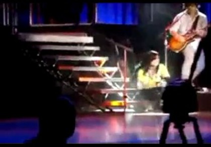 bscap0079 - Demilush - Falls On Stage And Laughs