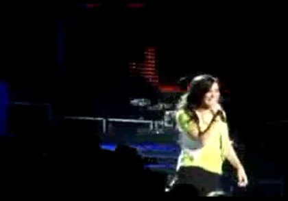 bscap0114 - Demilush - Falls On Stage And Laughs