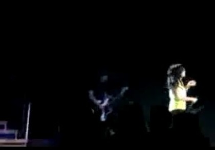 bscap0146 - Demilush - Falls On Stage And Laughs