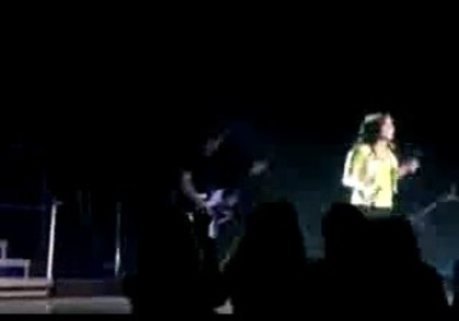 bscap0149 - Demilush - Falls On Stage And Laughs