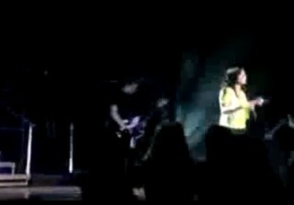 bscap0150 - Demilush - Falls On Stage And Laughs