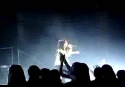 bscap0209 - Demilush - Falls On Stage And Laughs