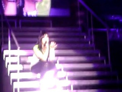 bscap0005 - Demi makes a speech after falling up the stairs in Atlanta