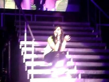 bscap0013 - Demi makes a speech after falling up the stairs in Atlanta