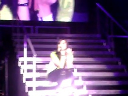 bscap0016 - Demi makes a speech after falling up the stairs in Atlanta