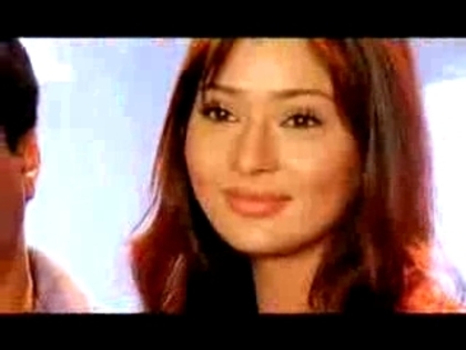 00_01_07 - sara khan 4