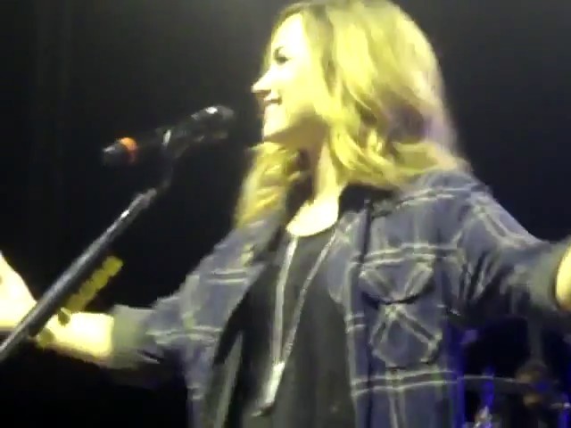 bscap0004 - Demilush - Answers Fans Question Would You Go Lesbian For Lovatics Sao Paulo Brazil
