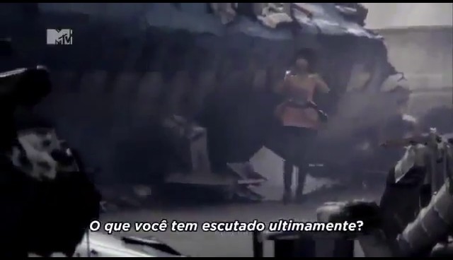 bscap0005 - Demi Says She Listens To Skrillex Nicki Minaj Rihanna Kelly Clarkson MTV Brazil