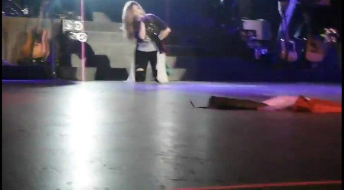 bscap0022 - Demi Slips On Stage At Her Concert In Mexico City MX