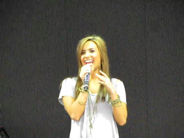 bscap0001 - Demi Lovato answers questions soundcheck 09 01 10