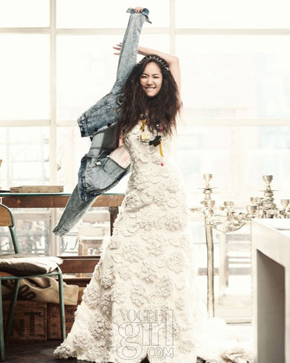 park-min-young-vogue-girl-1