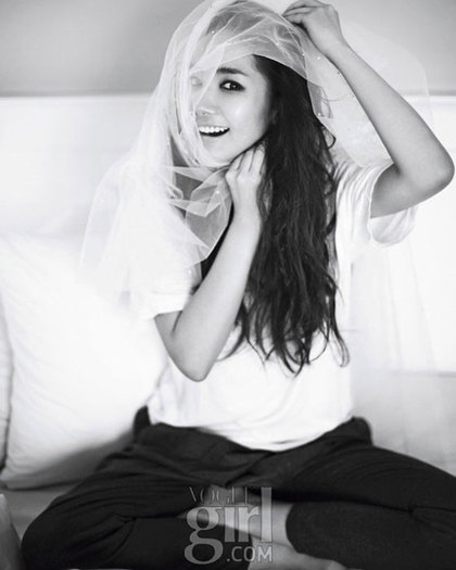 park-min-young-vogue-girl-5
