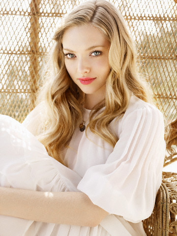 25 - Amanda Seyfried