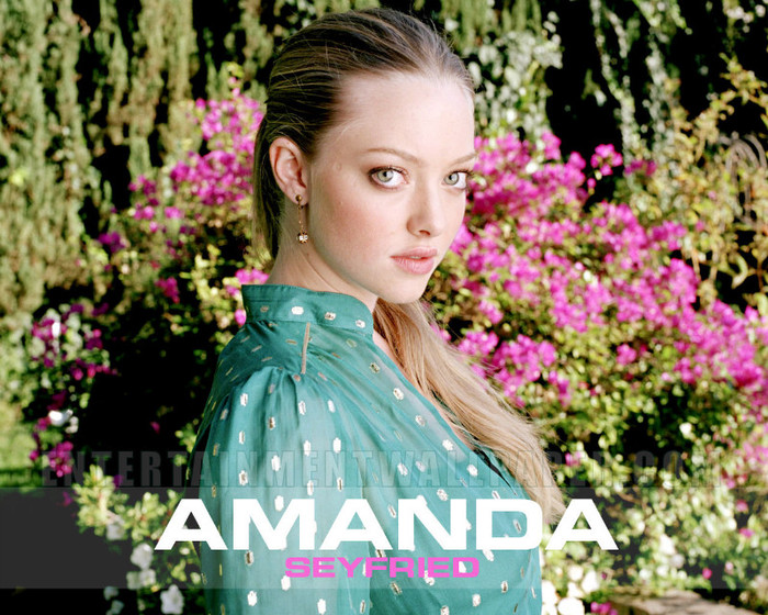 34 - Amanda Seyfried