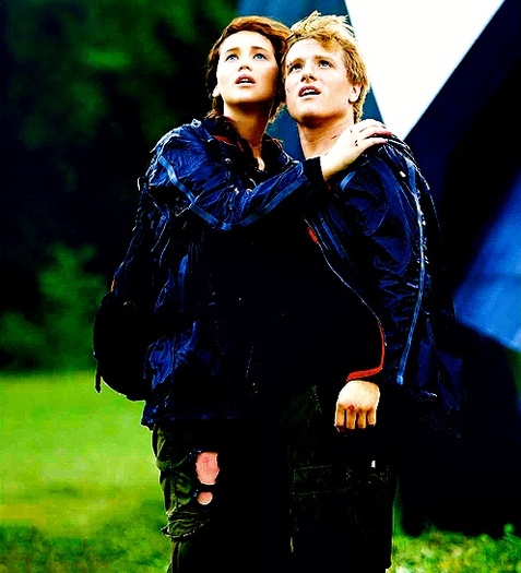 ♛ The Star-Crossed Lovers ♛ - The Hunger Games