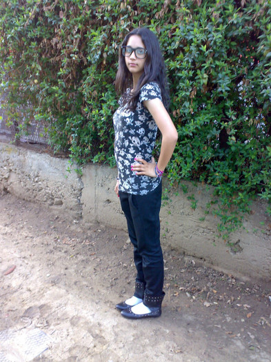 26042012723 - Just me