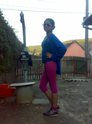 26042012738 - Just me