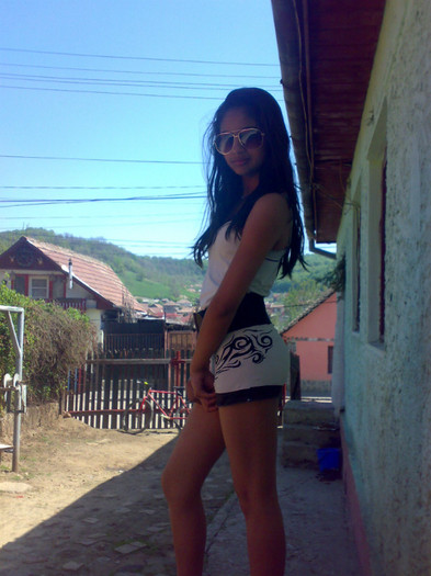 30042012840 - Just me