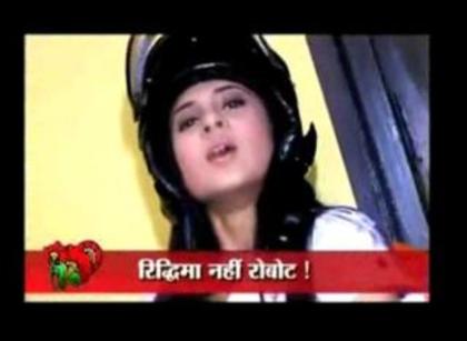 303366_167445590047555_100003463442062_240894_1839370235_n - jennifer winget 4