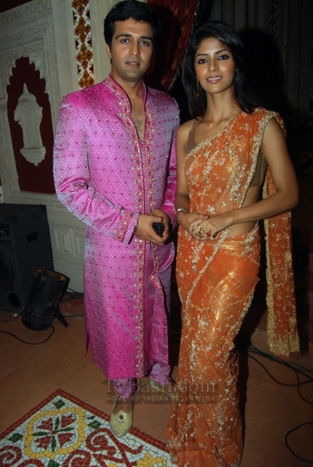 Sachin_Shroff_and_Sayantani_Ghosh