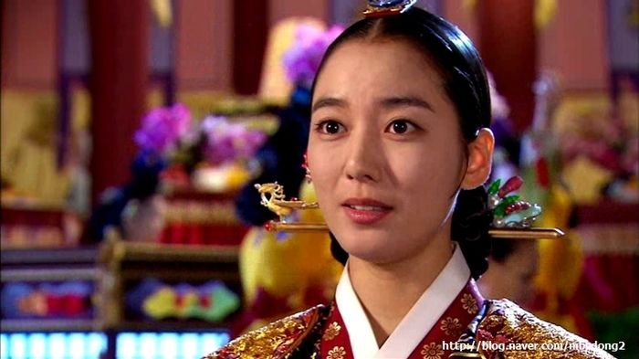 %uB3D9%uC774_36_2m.wmv_000058358_mbcdong2 - dx _ Doamna OkSan marea concubina a Palatului a clanului Jang InDong _ xb