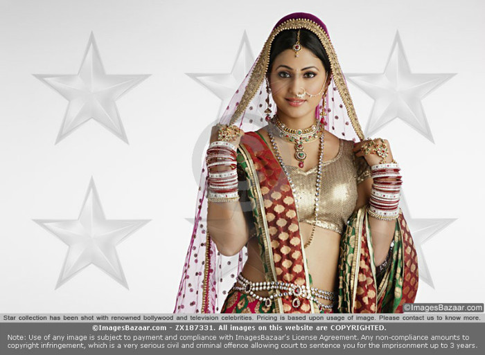 ZX187331 - Hina Khan-PhotoShoot