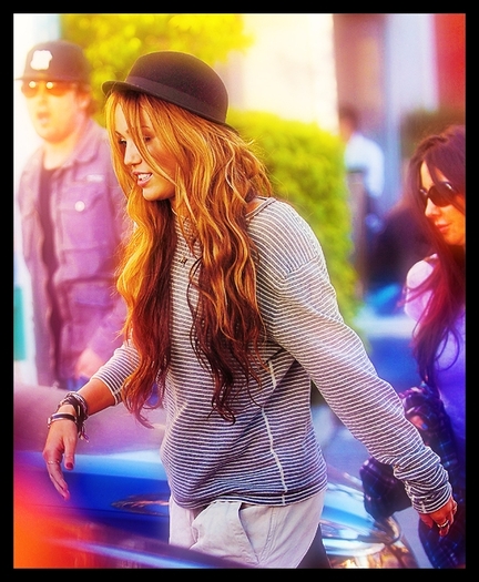 Nu sariti ca-i place!