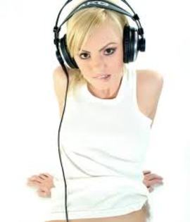 images (5) - Alexandra Stan