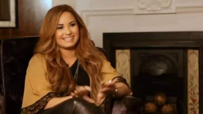 Demi Lovato Fans Questions!  (2012) 0478