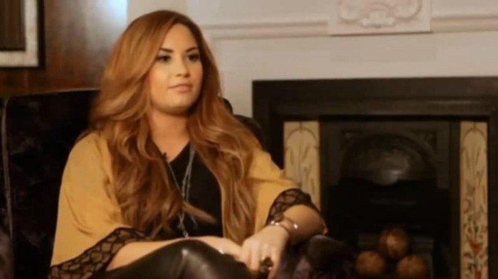 Demi Lovato Fans Questions!  (2012) 1310