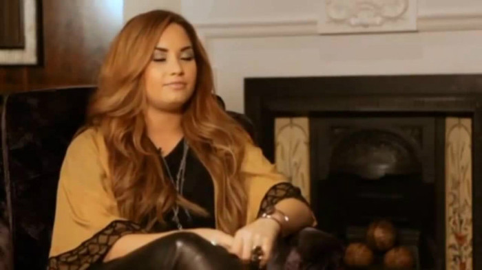 Demi Lovato Fans Questions!  (2012) 1316