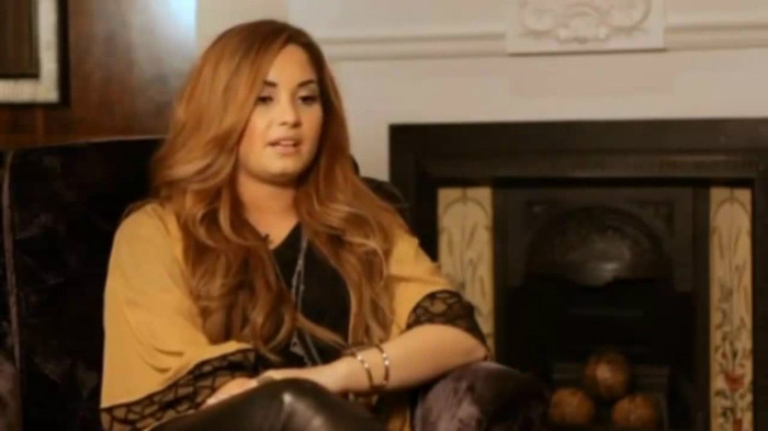 Demi Lovato Fans Questions!  (2012) 2162