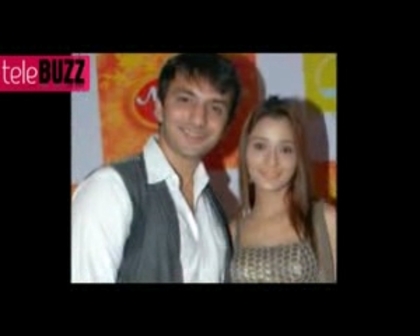 00_00_13 - Sara Khan Gets Cozy With Nishant