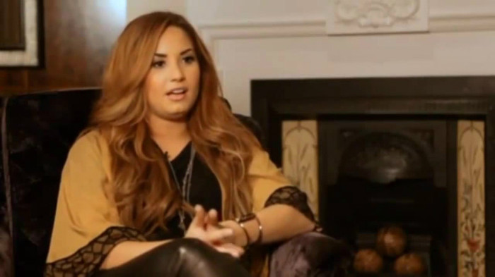 Demi Lovato Fans Questions!  (2012) 2759