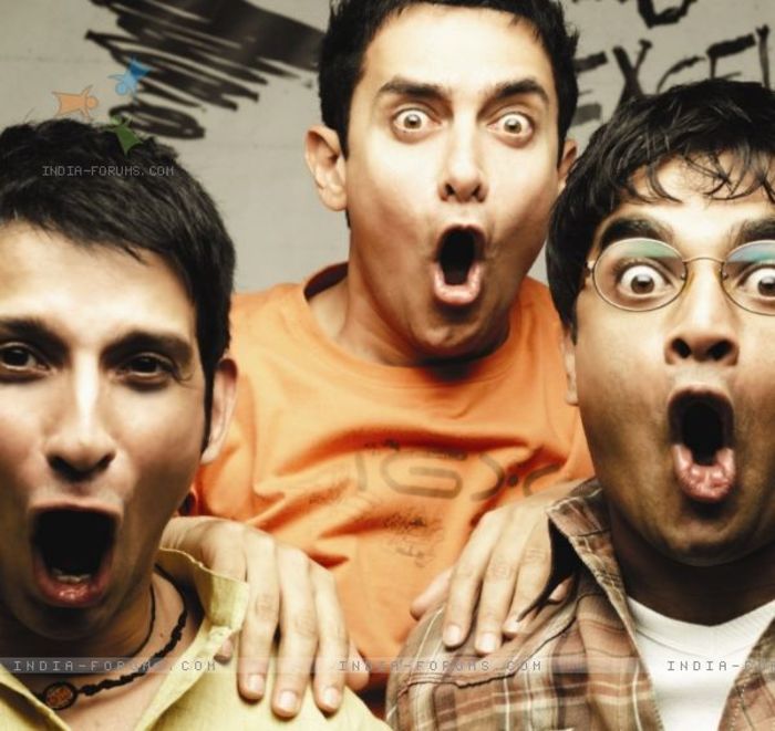40221-still-image-of-sharman-joshi-aamir-khan-and-r-madhavan