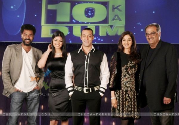 38090-salman-khan-with-sridevi-boney-kapoor-prabhu-deva-and-ayesha-tak