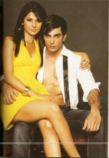 166598-karan-singh-grover-and-jennifer-winget