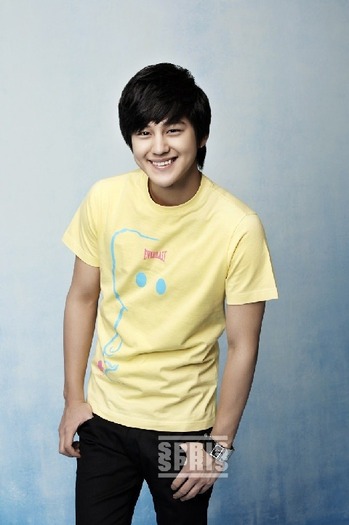 Si cum faci asa,s** cu mustele?Zburand pe sus?