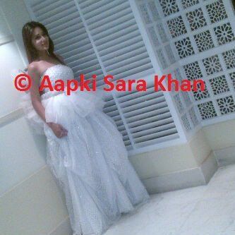 12 - sara khan 5