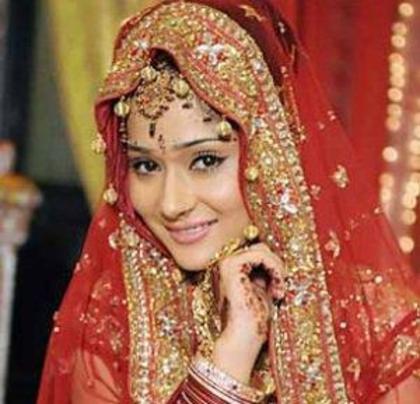 37302_411445164452_271992754452_4375511_3696320_n - sara khan 5