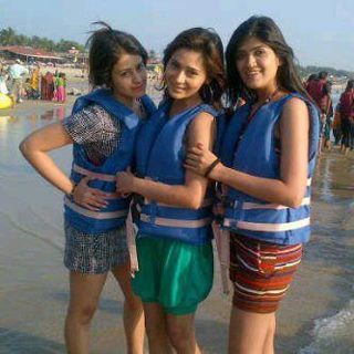 154781_284421404983751_100002476828719_612758_1631229803_n - sara khan 5