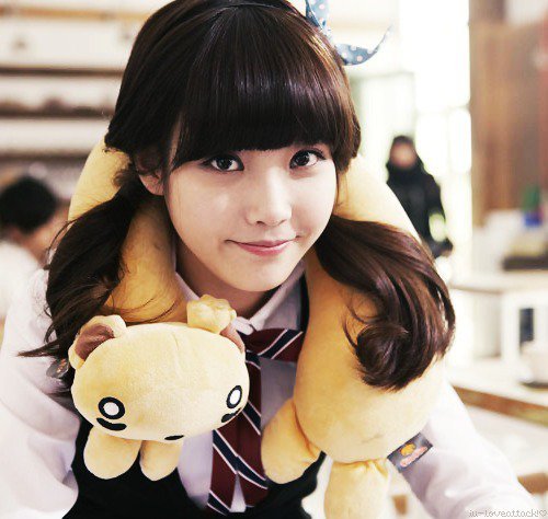 Eu sunt Mihaela,dar toti imi spun Mimi....:x