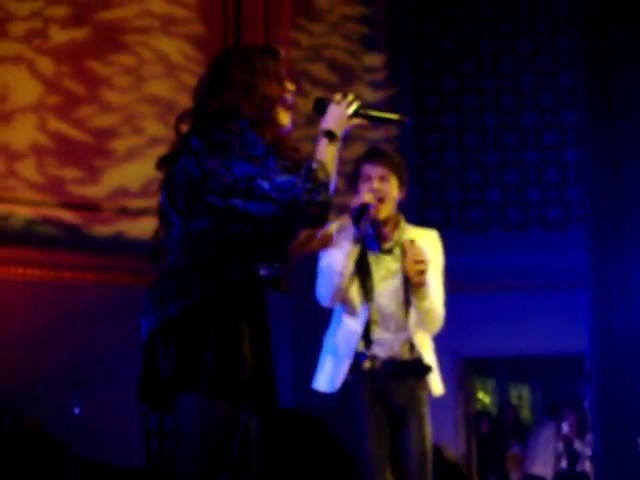 bscap0499 - Demi And Hot Chelle Rae - Why Dont You Love Me - Acoustic Christmas 2011 Part oo1