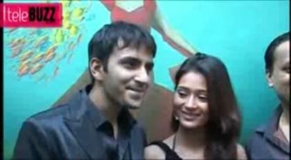 00_00_35 - sara khan 5
