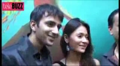 00_00_39 - sara khan 5